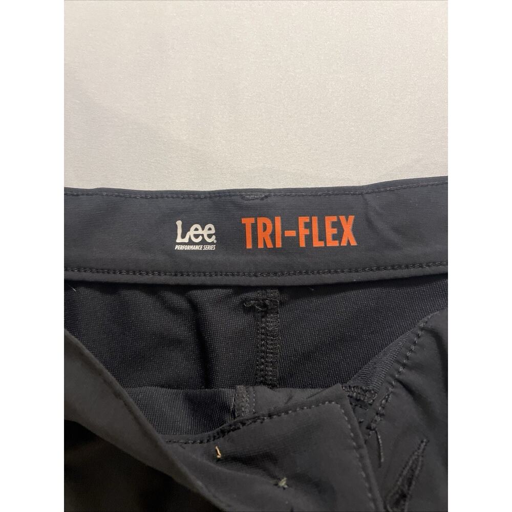 Lee Performance Series Stretch Tri-Flex Shorts 40” Black Loose Fit Athletic - Picture 2 of 4